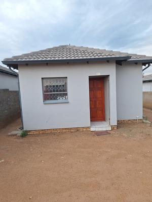 House For Rent in Clayville, Midrand